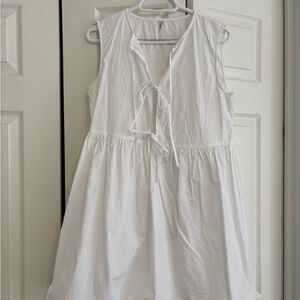 Simons White Sleeveless Mini Dress